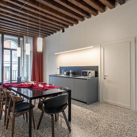 Palazzo Venere Apartments Venice Luaran gambar